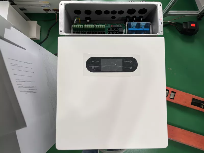 3 Phase 10KW Hybrid PV Inverter
